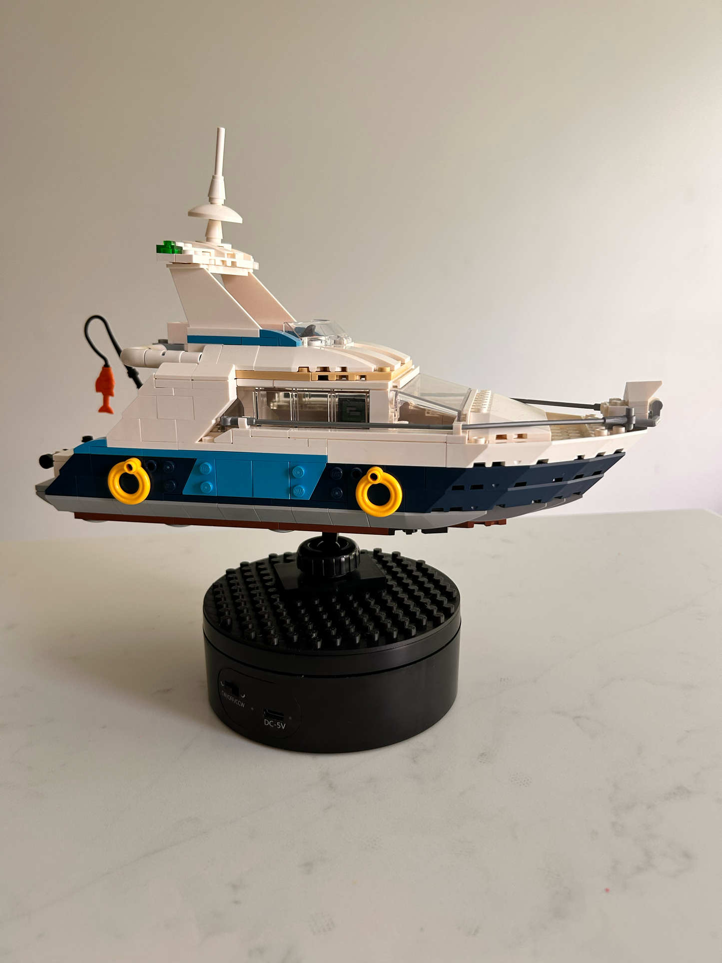 Infinity 360 Motorized Turntable, Infinity Angle Display -Compatible with Lego, in Black